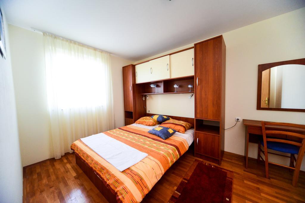 Apartments Ivan Zadar Exterior foto