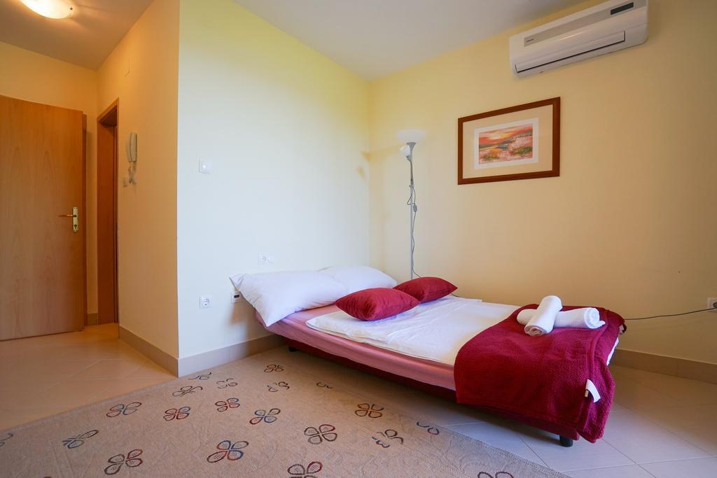 Apartments Ivan Zadar Exterior foto